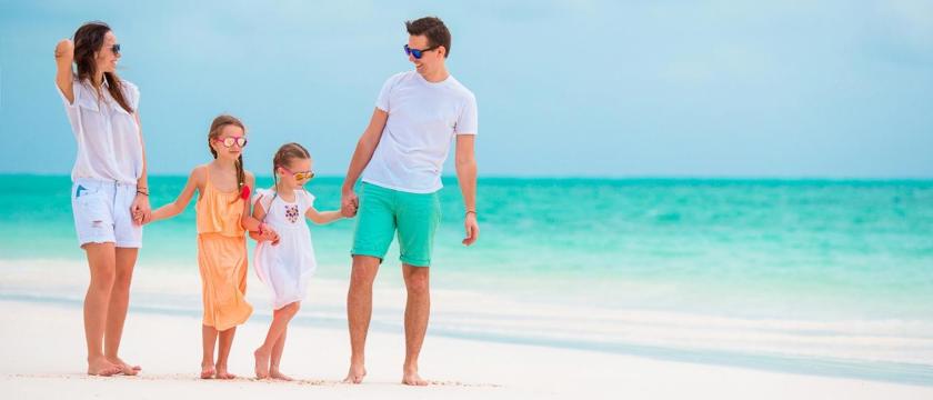 Family Holidays Macro 1